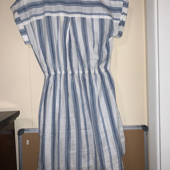 Blue and white dress. - Picture 3 of 3